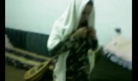 Kassondra सेक्सी मूवी इन हिंदी Raine ने प्रेमी वर्गों को चोदने के लिए बाधित किया