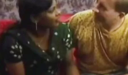 फिटबॉल हिंदी में सेक्सी वीडियो मूवी पर संचिका लड़की