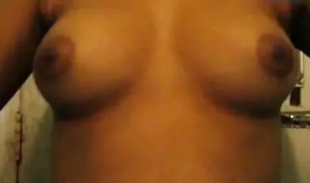 दो चुचियों ने एक आदमी के हाथ फुल सेक्स हिंदी मूवी बांध दिए और उसके लंड पर बैठ गई