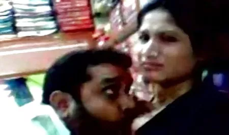 एक वाइब्रेटर के साथ सेक्सी हिंदी मूवी में रिया सकुराई अंडरवॉटर क्लिटोरल उत्तेजना