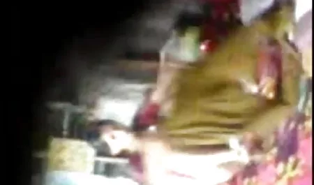 एक लाल पोशाक में लूना स्टार ने एक साथी हॉलीवुड बीएफ सेक्सी मूवी को मंत्रमुग्ध किया