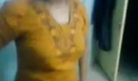 कोमल हिंदी सेक्सी फुल मूवी चुंबन