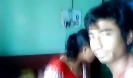 आलिया लव एक स्वस्थ डिक की सवारी करता है हिंदी सेक्सी मूवी वीडियो में