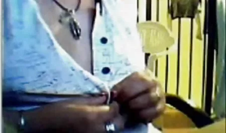 डैनी माउंटेन ने हिंदी मूवी फुल सेक्स अबेला डेंजर को तंग किया