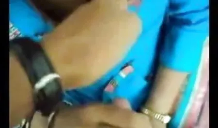 एक फूहड़ के छेद के सेक्सी हिंदी वीडियो फुल मूवी लिए हार्ड ब्लैक डिक