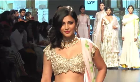 सचिव ने बॉस को हस्तमैथुन के लिए पकड़ा सेक्सी फिल्म फुल एचडी सेक्सी