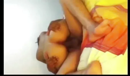 एक सेक्सी फिल्म मूवी में छात्रावास में यौन संबंध