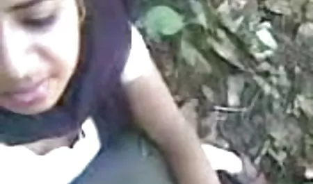 हैलो लड़की पैरों के बीच! हॉलीवुड बीएफ सेक्सी मूवी