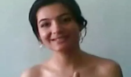 बिल्ली के खिलौने के साथ सेक्सी फुल फिल्म युवा