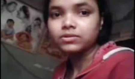 कुतिया शक्तिशाली रूप से एक छोटा डिक चूसती सेक्सी फुल फिल्म सेक्सी है