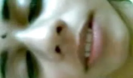 पहले तो उन्होंने एक साथ मस्ती सेक्सी वीडियो हिंदी मूवी एचडी की और फिर एक लड़के के साथ