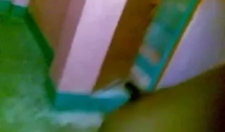 सेक्सी कसीदे और उसके बड़े सेक्सी पिक्चर फुल मूवी स्तन