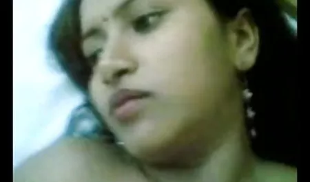 परिपक्व महिलाओं सेक्सी वीडियो फुल फिल्म और उनके युवा सज्जनों