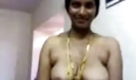 तृप्ति के साथ ट्रिपल डिबाचरी सेक्स करते हुए हिंदी मूवी