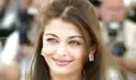 दो सेक्स करते हुए हिंदी मूवी समलैंगिकों को चूसना