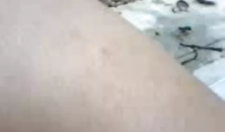 जापानी महिला ने हिंदी फुल सेक्सी मूवी शॉवर में धोया और खुद को दो ब्लैकमेलर्स को दे दिया