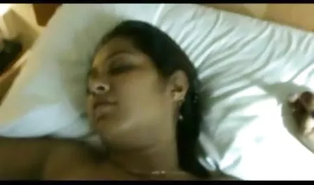 सुंदरता सेक्सी फुल मूवी हिंदी वीडियो के लिए एशियाई नृत्य