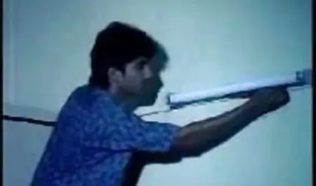 धारीदार लेगिंग में आइड्रा फॉक्स सौंदर्य टैटू के साथ एक आदमी को हिंदी सेक्सी मूवी एचडी वीडियो आत्मसमर्पण करता है