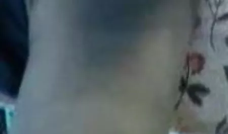 मोनिक अलेक्जेंडर हिंदी में सेक्सी मूवी वीडियो में दिखाता है कि वह कैसे बकवास करना पसंद करती है