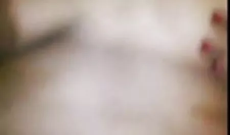 ब्यूटी एमा स्टोन ने खुद को दिखाया सेक्सी वीडियो हिंदी मूवी में