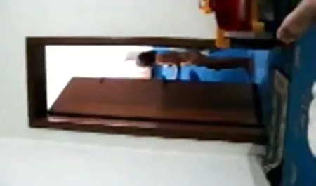 काले और सफेद सेक्सी फिल्म फुल एचडी में कुतिया के साथ तिकड़ी