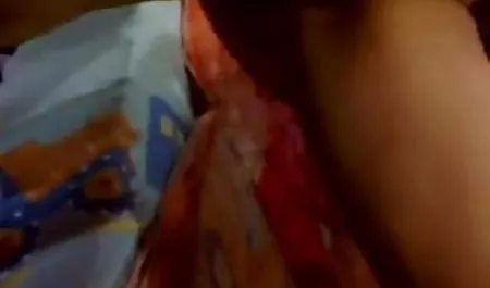 विशाल स्तन के साथ फुल सेक्स हिंदी फिल्म बम एक काले डिक की सवारी करता है