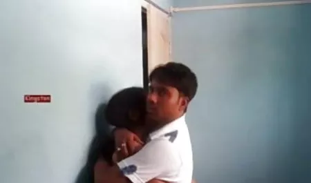 पेंटीहोज हिंदी सेक्सी पिक्चर मूवी में समलैंगिक स्लाव