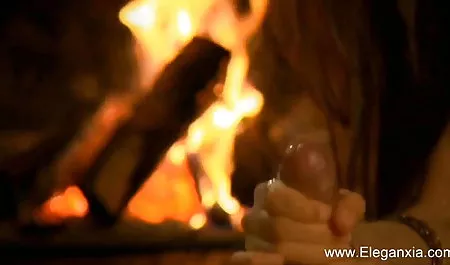 एक कठिन कसरत के बाद मूवी एचडी सेक्सी ब्रुक समर्स!