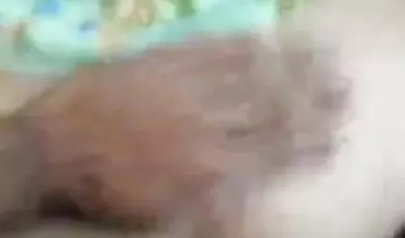 अंतरंग हिंदी में सेक्सी मूवी वीडियो में विवरण