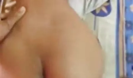 यूरोपीय वेश्या एक इतालवी ग्राहक सेवा हिंदी सेक्स हॉट मूवी करती है